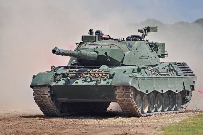    Berlin Kiyevə  50 "Leopard" tankı, 60 piyada maşını  verir   