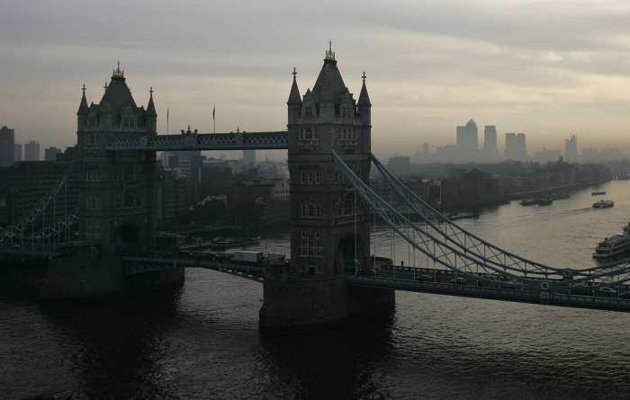    Britaniya Rusiyaya qarşı sanksiyaları genişləndirib     

