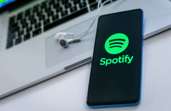 “Spotify” Rusiyada AppStore və Google Play-dən yoxa çıxdı    
