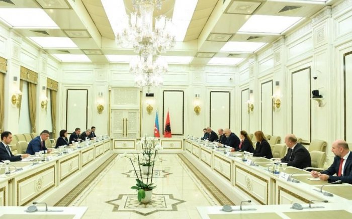 Sahibə Qafarova Albaniyanın Baş naziri ilə görüşüb