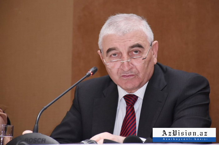    Məzahir Pənahov BDU-da işdən çıxarılıb?   