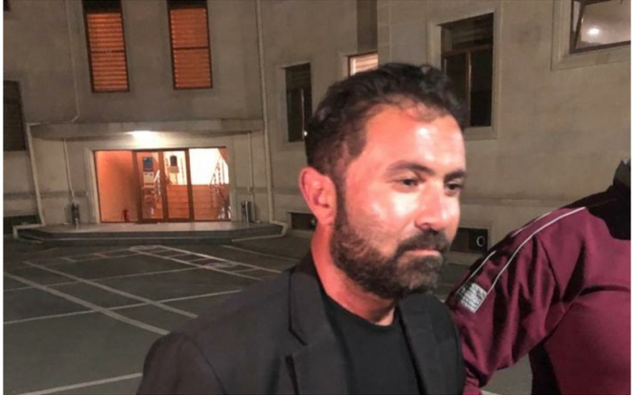 Keçmiş məhkum “Kalaşnikov” satmaq istədi