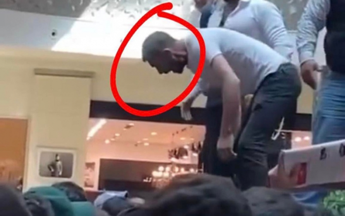    "O mənim mühafizəçim deyil" -    Hüseyn fanatlarını qayışla döyəndən yazdı       
