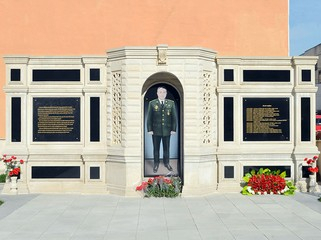 Şükür Həmidovun anım mərasimi keçirilib