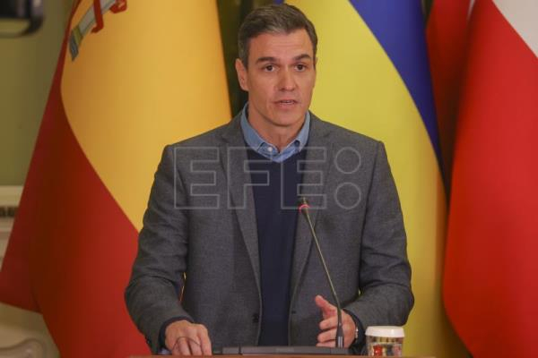 Sánchez anuncia el mayor envío de armamento español para ayudar a Ucrania