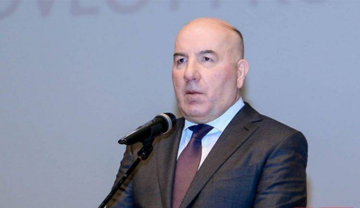  Elman Rüstəmovun vəzifəsindən azad edilməsi müzakirə olunur   