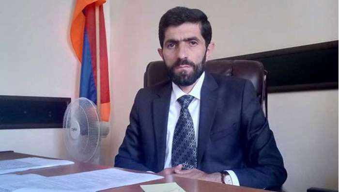    İrəvanın narkoman məmuru istefa verdi -  Muradovu ölümlə hədələmişdi      