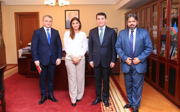       Hikmət Hacıyev    Pakistan televiziyası rəhbərliyini qəbul edib   