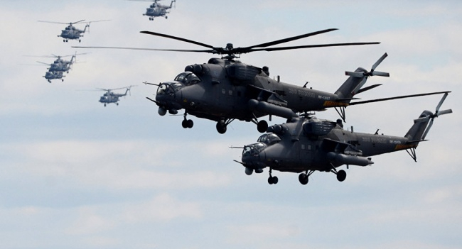    Rusiya Ermənistandakı helikopterlərini havaya qaldırdı    