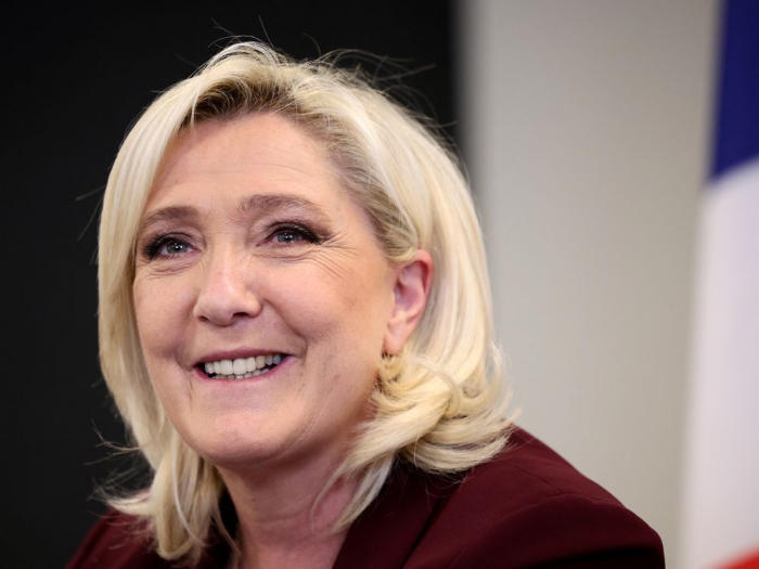 Marine Le Pen dit aux électeurs français de ne pas avoir peur