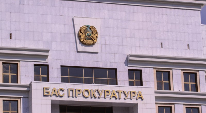    Qazaxıstandan 1 milyard dollar çıxarılıb   