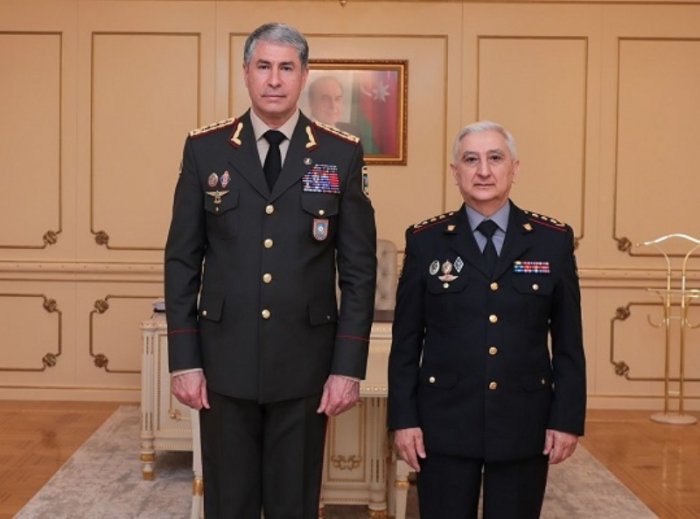    Vilayət Eyvazov polkovniki fəxri fərmanla yola saldı -    FOTO     
   