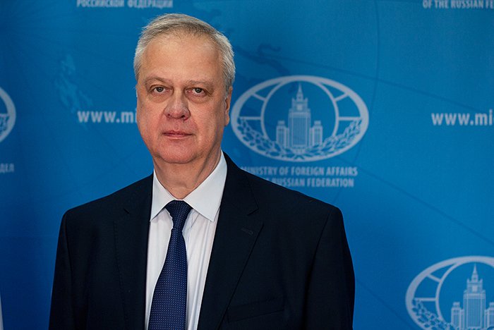       Rusiya XİN:    "NATO Ukraynada odla oynayır"   