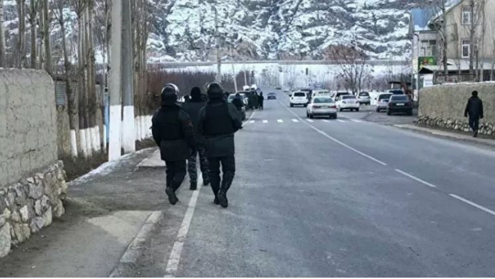    Qırğızıstan və Tacikistan sərhəddən qoşunların çıxarılması barədə razılığa gəlib   