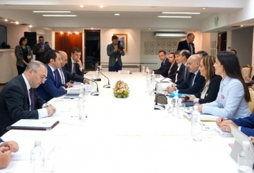 Celebran las primeras consultas políticas entre las Cancillerías de Azerbaiyán y Paraguay
