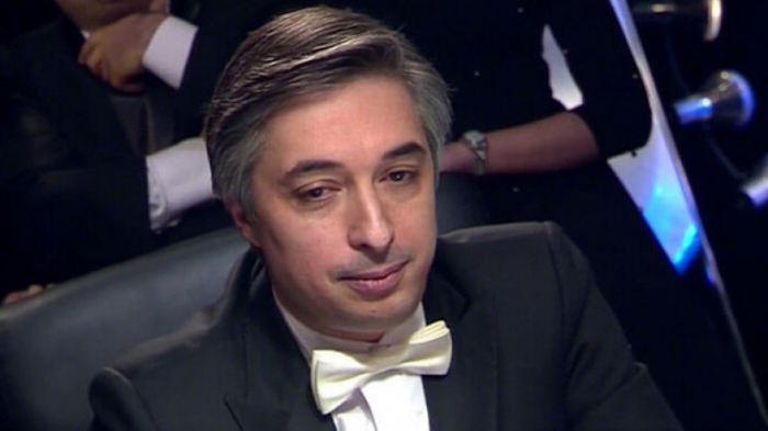    “Faşist şüarları səsləndirilən ölkədə necə yaşamaq olar?!” -    Rövşən Əsgərov        
