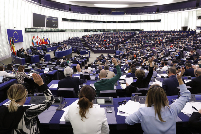 EU parliament gives police new powers over personal data