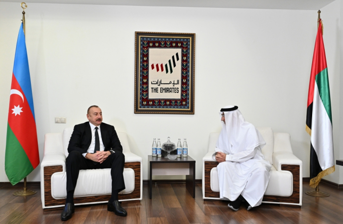 Ilham Aliyev acudió a la embajada de los EAU en Bakú -  FOTOS  