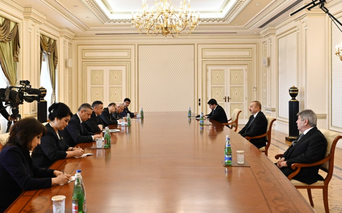  Ilham Aliyev recibe al presidente de la Cámara Legislativa de la Asamblea Suprema de Uzbekistán 