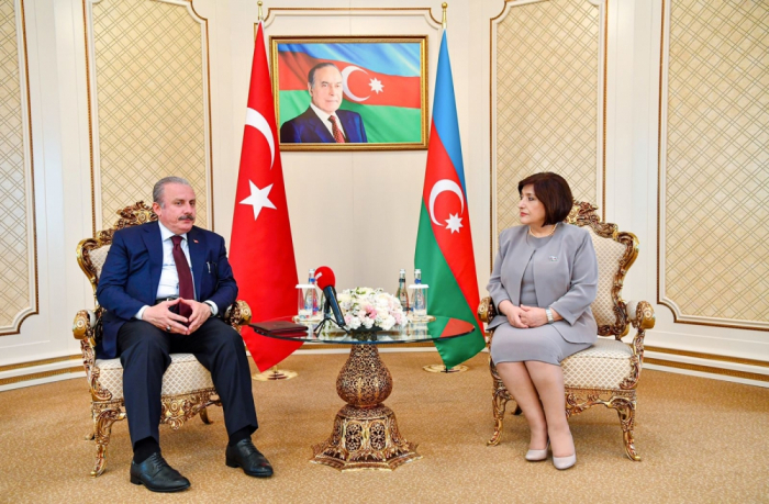 La présidente du Parlement azerbaïdjanais s