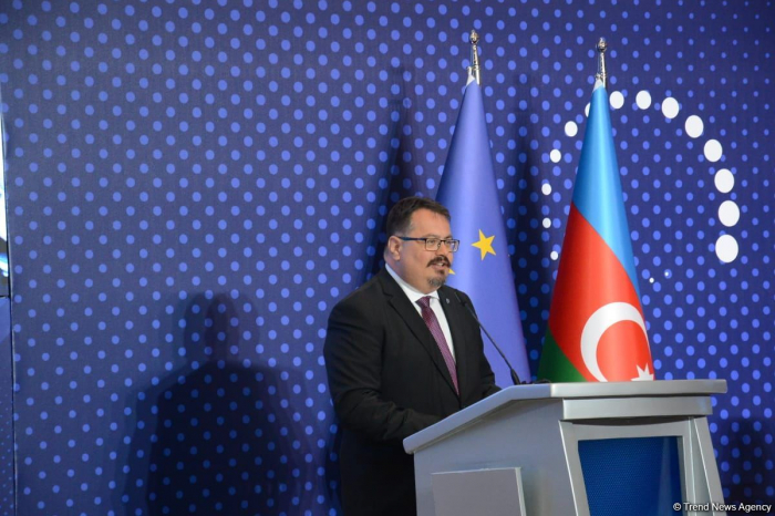     Botschafter:   EU unterstützt kleine und mittlere Unternehmen in Aserbaidschan  