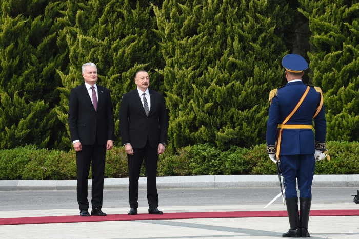   Cérémonie d’accueil officiel du président lituanien Gitanas Nauseda à Bakou -   PHOTOS    