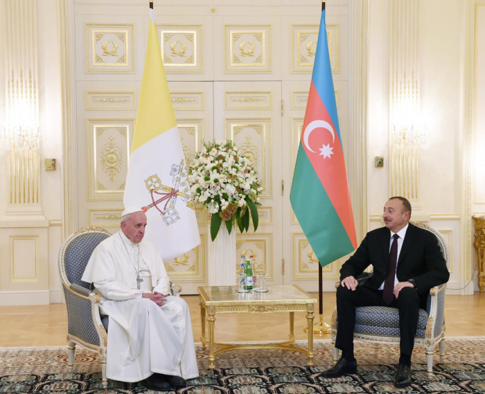 President Ilham Aliyev sends letter to Pope Francis 