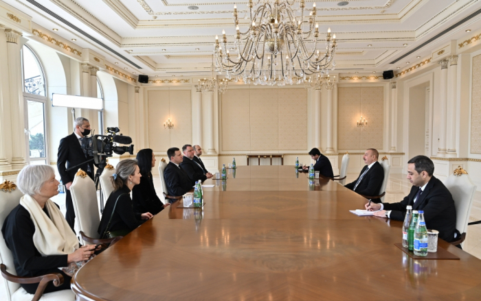   Le président Ilham Aliyev a reçu une délégation conduite par le président du Parlement estonien  