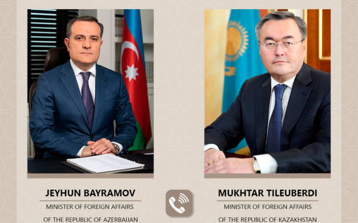   Zwischen den Außenministern Aserbaidschans und Kasachstans fand ein Telefongespräch statt  