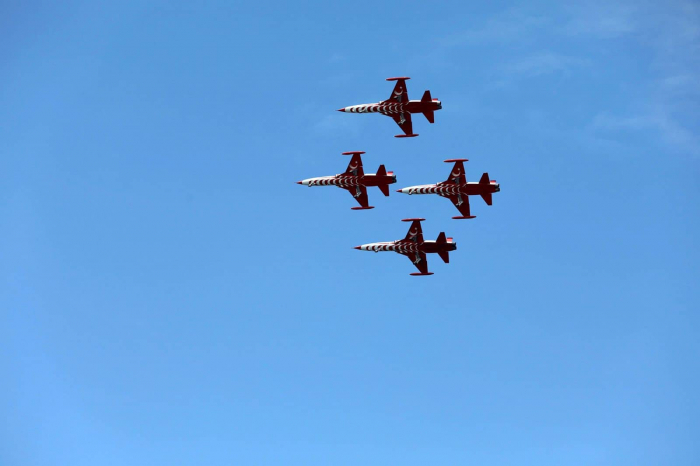  Turkish fighter jets conduct training flights over Baku –  VIDEO  