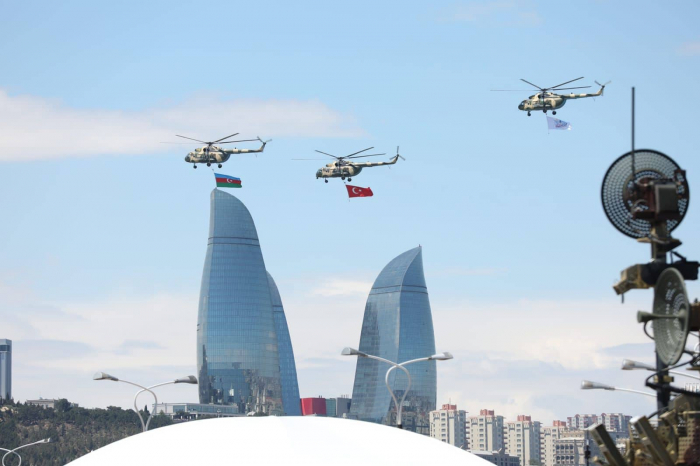   Comienza el espectáculo aéreo de los cazas azerbaiyanos -   FOTOS    