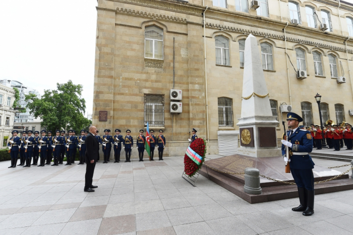   President Ilham Aliyev visits monument to Azerbaijan Democratic Republic   
 