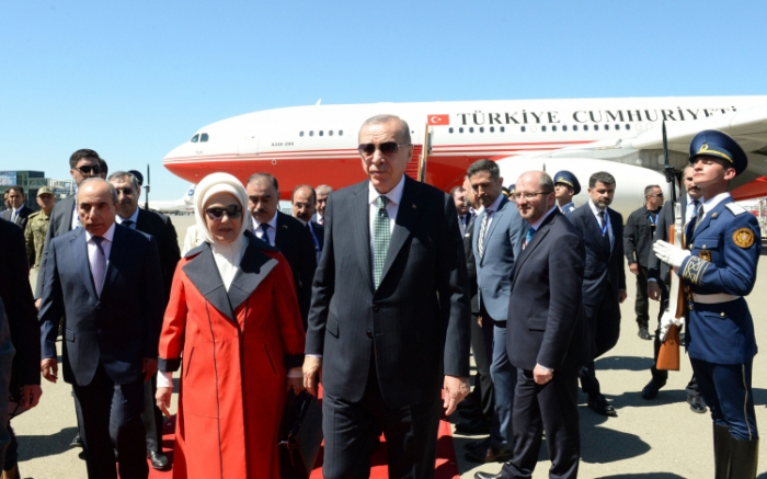  Erdogan kommt in Baku an  - FOTOS  