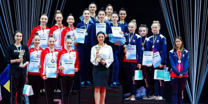 Azerbaijani female gymnasts win four medals at int