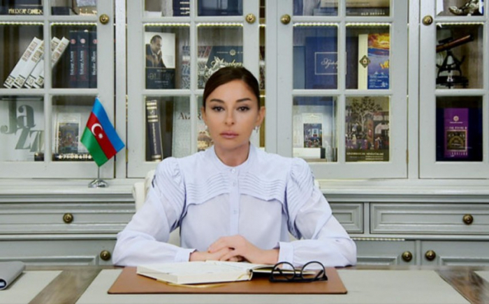     Mehriban Aliyeva:   "Möge unsere Unabhängigkeit ewig sein!"  