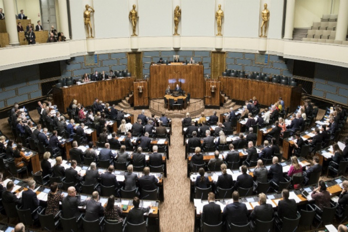  Finnisches Parlament hat für die NATO-Mitgliedschaft gestimmt 