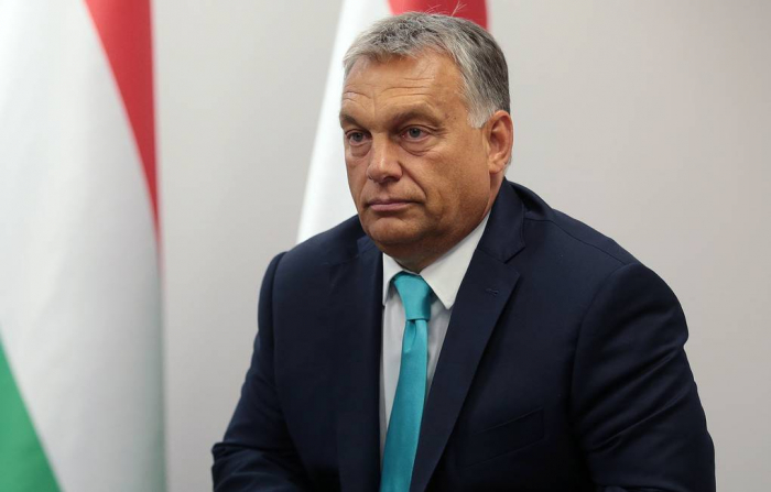    Macarıstan Rusiya neftindən imtinaya hazır deyil     
