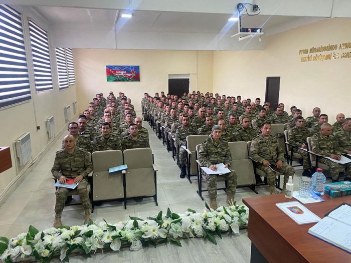    Laçında hərbi hissədə yekun iclas keçirilib -    FOTOLAR      
