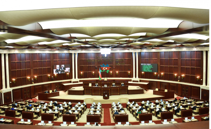    Milli Məclisin plenar iclasının gündəliyi açıqlanıb     
