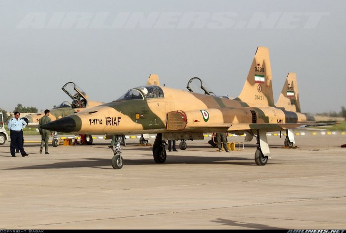    İranda qırıcı qəzaya uğradı -    iki pilot ölüb       