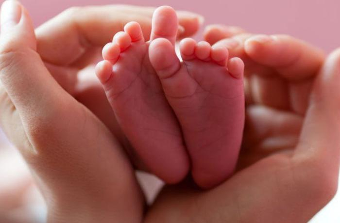 İspaniyada yeniyetmə qızların abortuna icazə verilə bilər  
