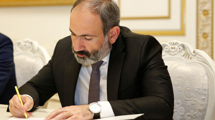 Paşinyan Aleksandr Şafyanı işdən çıxardı 