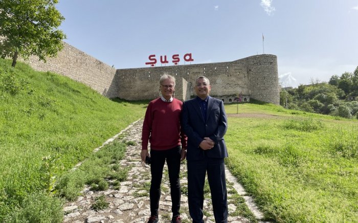    Almaniya səfiri və Dövlət Komitəsinin sədri Şuşaya gediblər -    FOTOLAR      
   