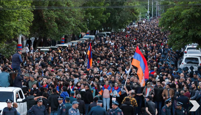    Ermənistan müxalifəti dörd istiqamətdə aksiya keçirir -   CANLI      