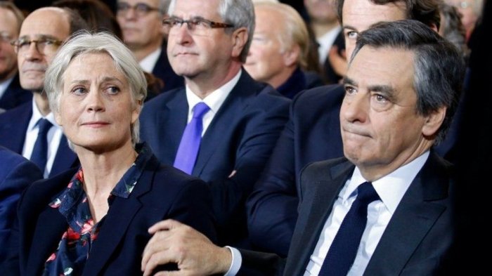 Məhkəmə Fransanın keçmiş baş nazirinə bir il iş kəsdi