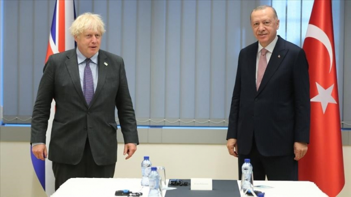 Erdogan discute avec Boris Johnson de la demande d