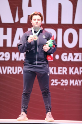 Los parakaratecas azerbaiyanos ganan 3 medallas en el Campeonato de Europa