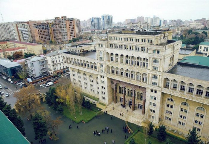    Kitabxanaya şortik və maykada gəlmək olmaz -    ATU səbəbini açıqladı      