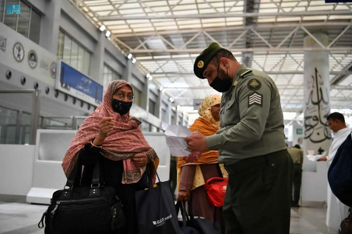 Saudi Arabia receives 1st foreign Hajj pilgrims since COVID began