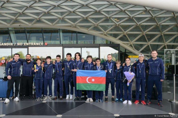   Aserbaidschanische Turner kehren mit EM-Medaillen aus Italien nach Hause zurück  
